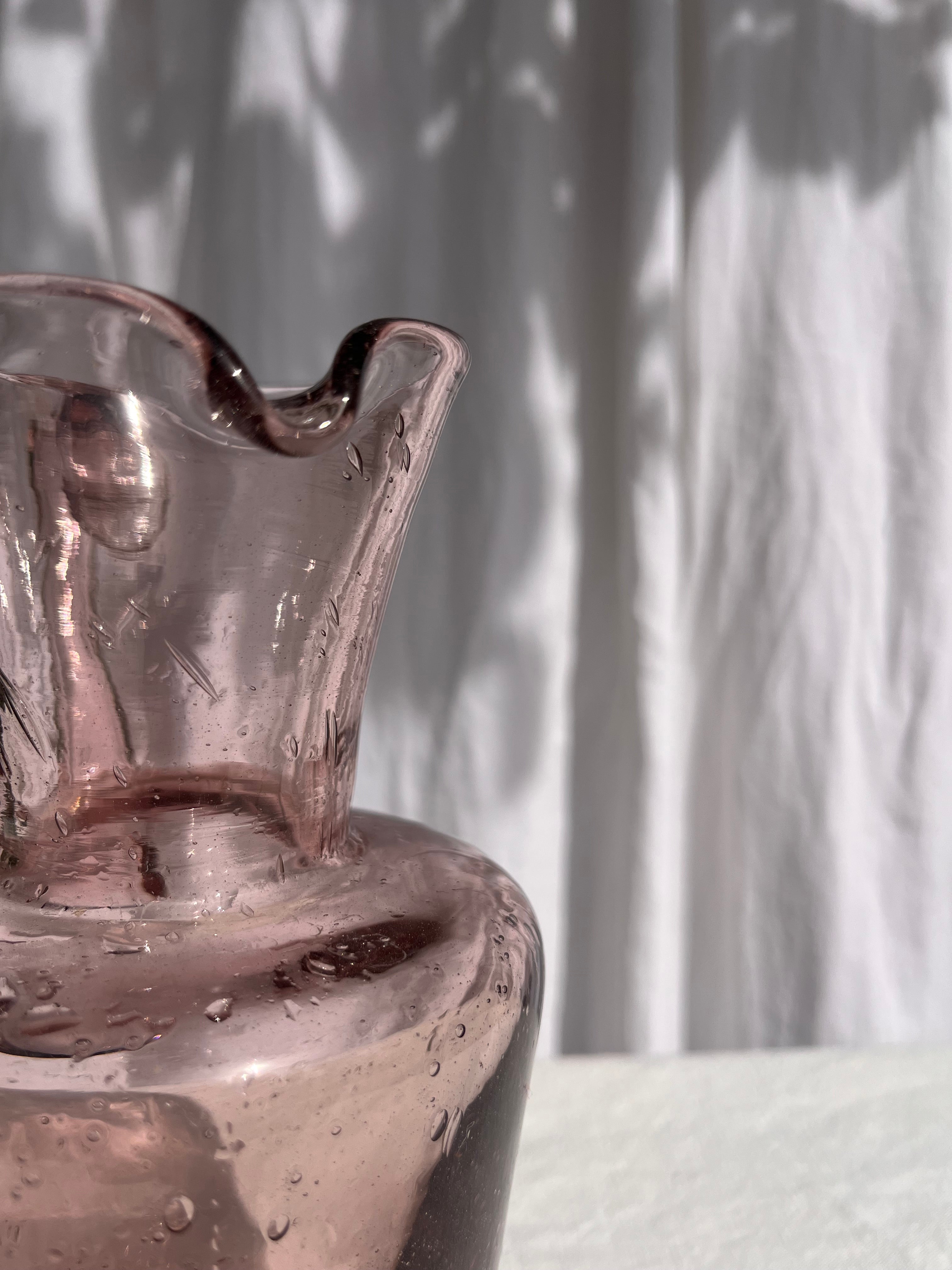 Pichet rectiligne rose - Biot