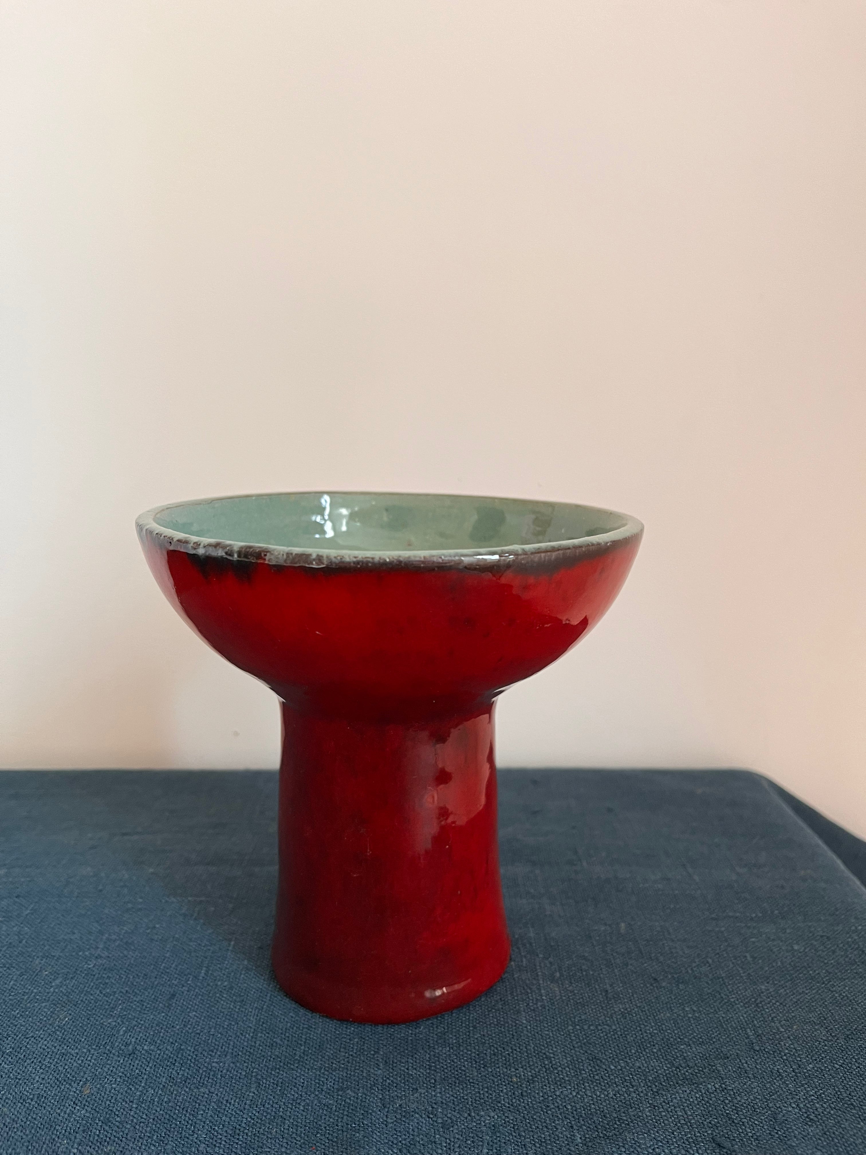 Coupe en céramique rouge et céladon